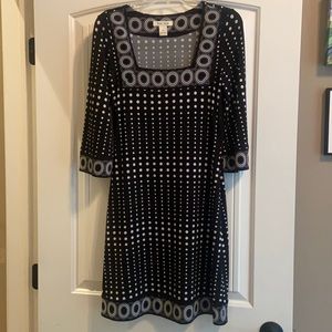 Short white and black dress, White House Black Market